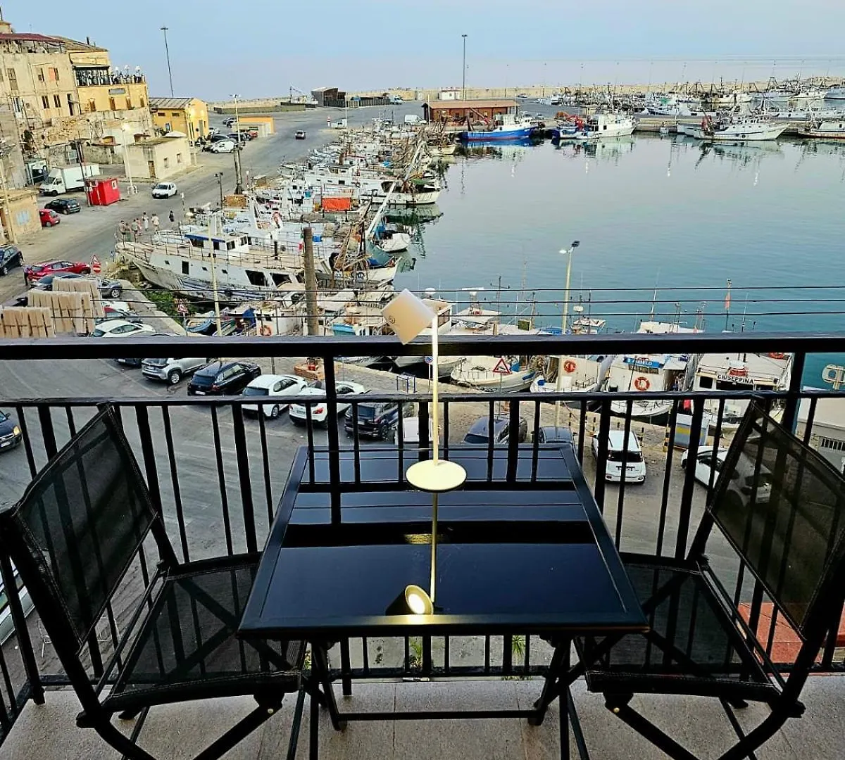 Molo Suite Sciacca 0*,